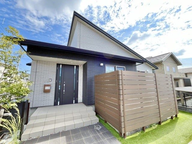 今治市しまなみヒルズ|一条工務店施工・太陽光発電付きの4LDK平屋
