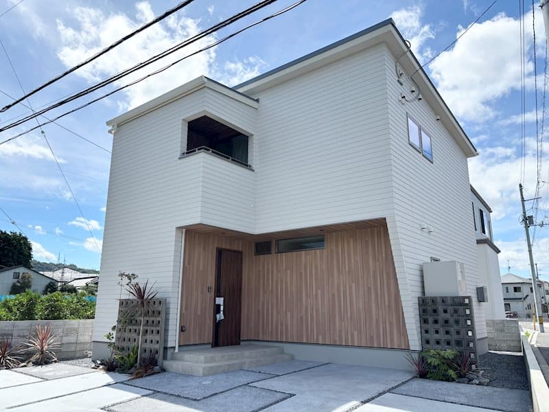 松山市吉藤5丁目|太陽光発電付き・耐震等級3の3LDK住宅